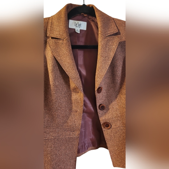 EUC Le Suit Skirt and Blazer Suit Set, Burnt Orange Le Suit Petite Skirt Set, 2P - Picture 8 of 11